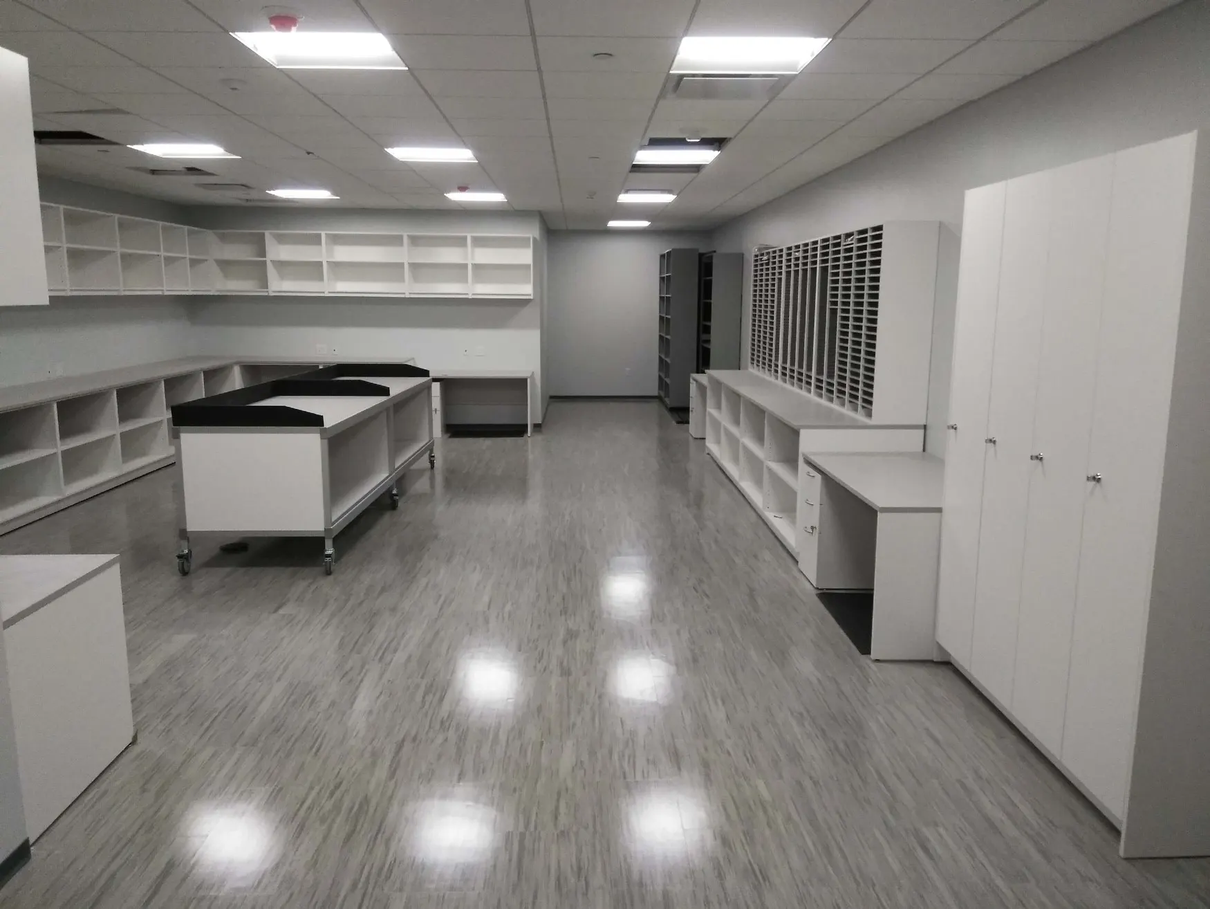 supply room organization, mailroom